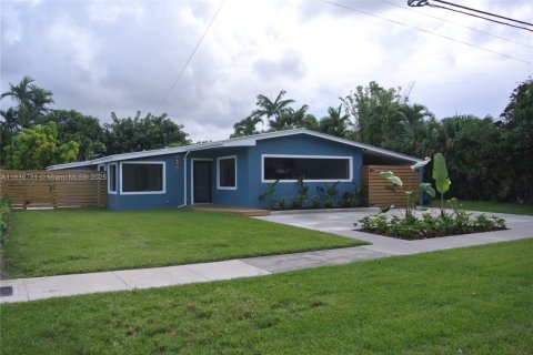 House in Cutler Bay, Florida 3 bedrooms, 147.44 sq.m. № 1806375 - photo 17