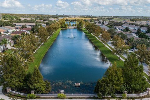 Casa en venta en Orlando, Florida, 4 dormitorios, 253.62 m2 № 2330263 - foto 8