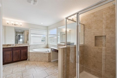 Casa en venta en Orlando, Florida, 4 dormitorios, 253.62 m2 № 2330263 - foto 4
