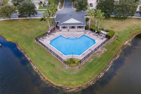 Casa en venta en Orlando, Florida, 4 dormitorios, 253.62 m2 № 2330263 - foto 7