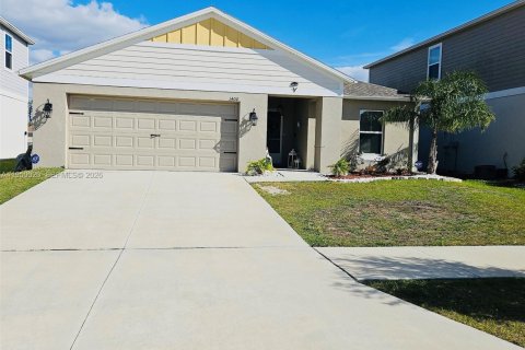 Дом в Уинтер-Хейвен, Флорида 4 спальни, 171.13м2 № 2005735