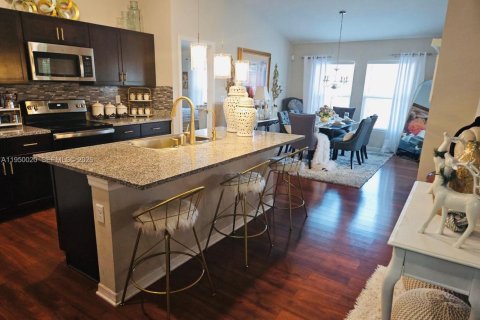 Купить виллу или дом в Уинтер-Хейвен, Флорида 4 спальни, 171.13м2, № 2005735 - фото 3