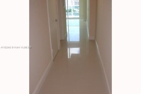 Copropriété à vendre à Miami, Floride: 1 chambre, 91.14 m2 № 1787180 - photo 7