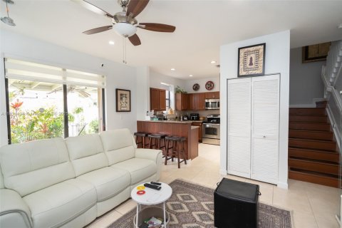 Таунхаус в Хомстед, Флорида 4 спальни, 161.28м2 № 2018398