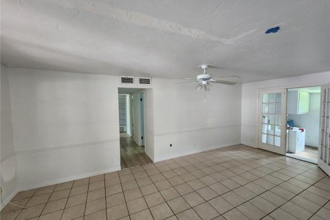 Casa en venta en Sarasota, Florida, 3 dormitorios, 120.77 m2 № 1800037 - foto 12