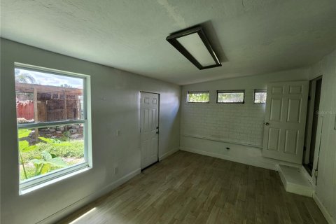 Casa en venta en Sarasota, Florida, 3 dormitorios, 120.77 m2 № 1800037 - foto 7