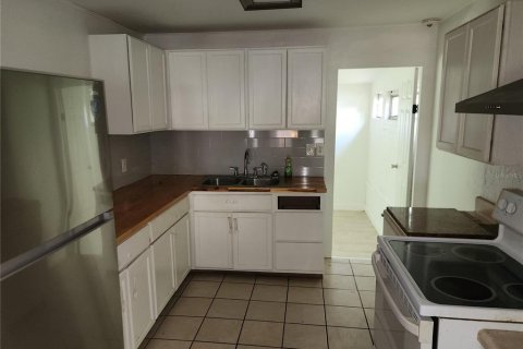 Casa en venta en Sarasota, Florida, 3 dormitorios, 120.77 m2 № 1800037 - foto 10