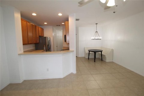 Townhouse in Orlando, Florida 2 bedrooms, 111.67 sq.m. № 2198618 - photo 6