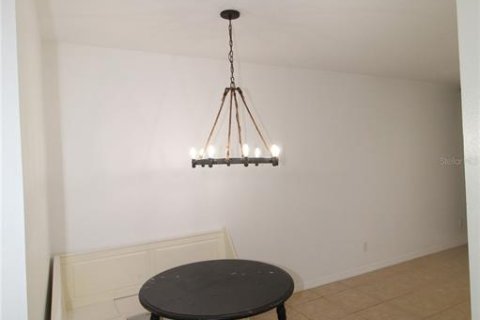 Townhouse in Orlando, Florida 2 bedrooms, 111.67 sq.m. № 2198618 - photo 4