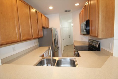 Townhouse in Orlando, Florida 2 bedrooms, 111.67 sq.m. № 2198618 - photo 7
