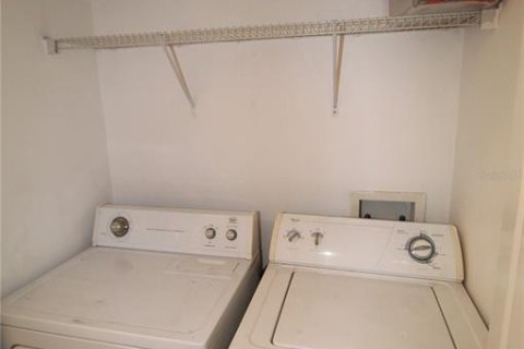 Townhouse in Orlando, Florida 2 bedrooms, 111.67 sq.m. № 2198618 - photo 15