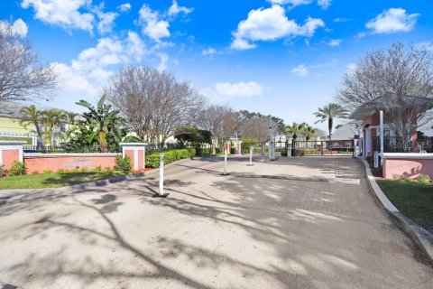 Condo in Saint Petersburg, Florida, 1 bedroom  № 2218306 - photo 29