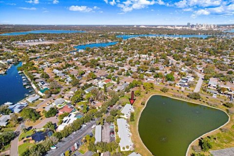 Condo in Saint Petersburg, Florida, 1 bedroom  № 2218306 - photo 26