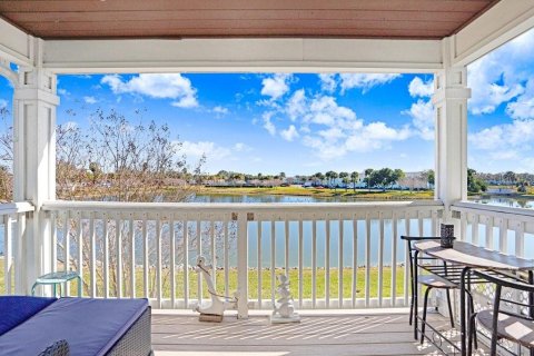 Condo in Saint Petersburg, Florida, 1 bedroom  № 2218306 - photo 17