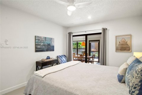 Villa ou maison à vendre à Deerfield Beach, Floride: 2 chambres, 111.85 m2 № 1985831 - photo 16