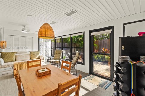 Villa ou maison à vendre à Deerfield Beach, Floride: 2 chambres, 111.85 m2 № 1985831 - photo 7
