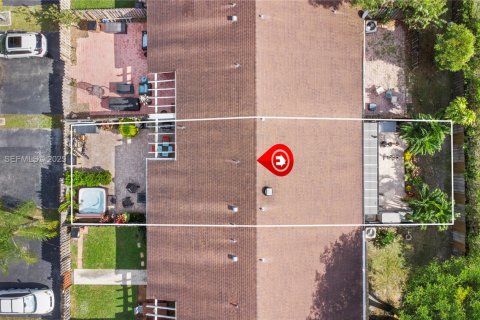 Villa ou maison à vendre à Deerfield Beach, Floride: 2 chambres, 111.85 m2 № 1985831 - photo 30