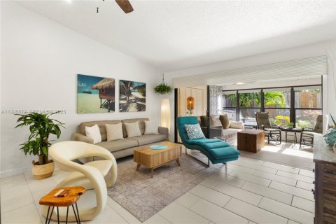 Villa ou maison à vendre à Deerfield Beach, Floride: 2 chambres, 111.85 m2 № 1985831 - photo 9