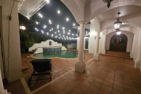 House in Windermere, Florida 5 bedrooms, 474.82 sq.m. № 715448 - photo 4