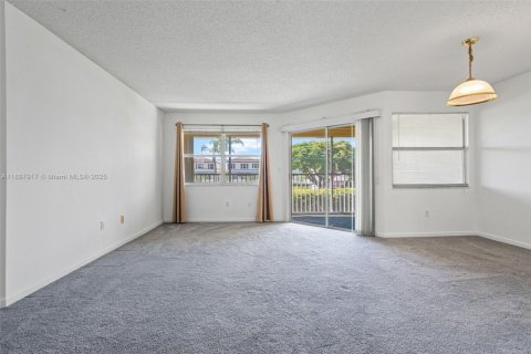 Condo in Homestead, Florida, 2 bedrooms  № 1952551 - photo 6
