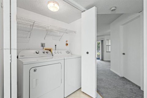 Condo in Homestead, Florida, 2 bedrooms  № 1952551 - photo 9