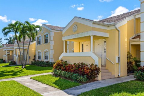 Condo in Homestead, Florida, 2 bedrooms  № 1952551 - photo 1