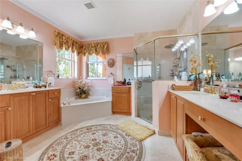 Купить виллу или дом в Майами, Флорида 4 спальни, 328.04м2, № 1977649 - фото 8