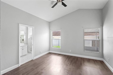 Casa en venta en Valrico, Florida, 3 dormitorios, 118.17 m2 № 1918792 - foto 9