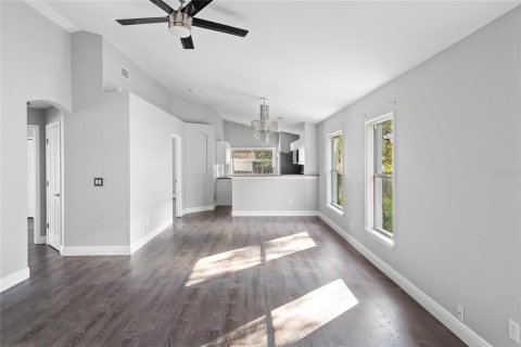 Villa ou maison à vendre à Valrico, Floride: 3 chambres, 118.17 m2 № 1918792 - photo 4
