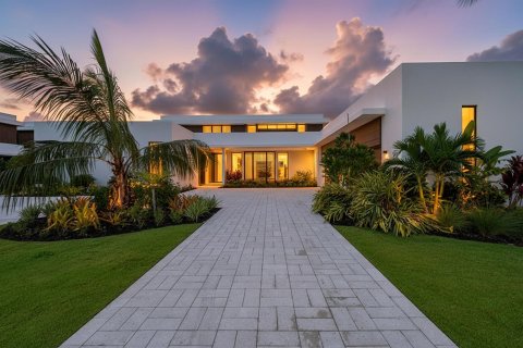Casa en Palm Beach Gardens, Florida 5 dormitorios, 678.74 m2 № 2383269