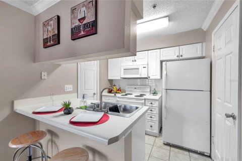 Condominio en venta en Tampa, Florida, 1 dormitorio, 61.87 m2 № 1810591 - foto 6