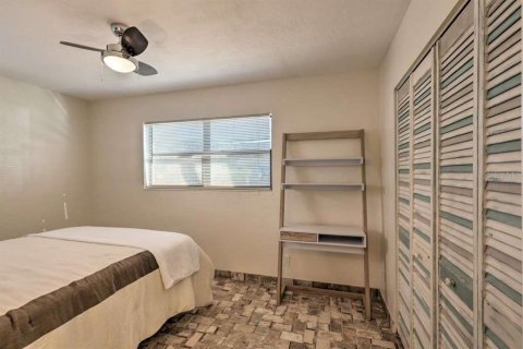 Apartment in New Smyrna Beach, Florida 2 bedrooms, 91.97 sq.m. № 1561259 - photo 12