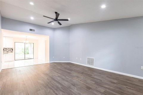 Casa en alquiler en Sarasota, Florida, 3 dormitorios, 114.08 m2 № 1915497 - foto 4