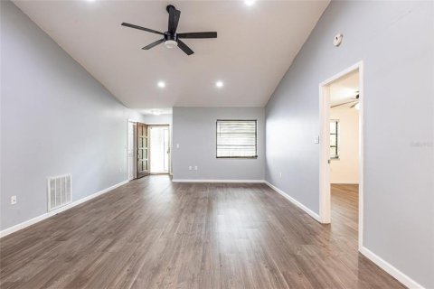 Casa en alquiler en Sarasota, Florida, 3 dormitorios, 114.08 m2 № 1915497 - foto 5