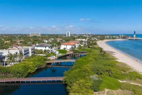 Townhouse in Pompano Beach, Florida 3 bedrooms, 286.14 sq.m. № 2182578