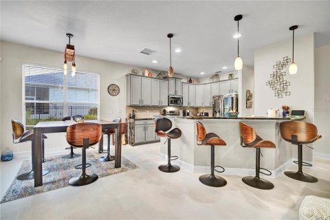 Villa ou maison à vendre à Apopka, Floride: 5 chambres, 279.45 m2 № 1907546 - photo 14