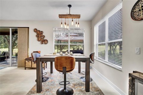 Villa ou maison à vendre à Apopka, Floride: 5 chambres, 279.45 m2 № 1907546 - photo 16