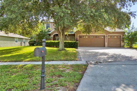 Villa ou maison à vendre à Apopka, Floride: 5 chambres, 279.45 m2 № 1907546 - photo 1