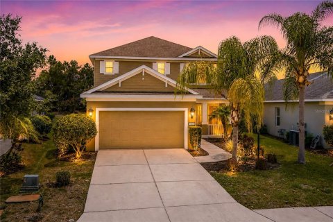 House in Bradenton, Florida 4 bedrooms, 193.61 sq.m. № 2092542