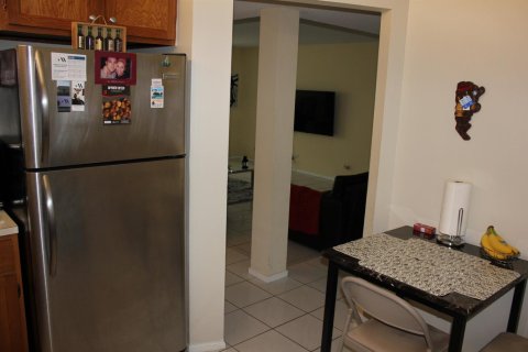 Copropriété à louer à Lauderhill, Floride: 2 chambres, 106.84 m2 № 2279044 - photo 14