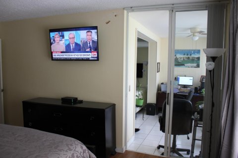 Copropriété à louer à Lauderhill, Floride: 2 chambres, 106.84 m2 № 2279044 - photo 9
