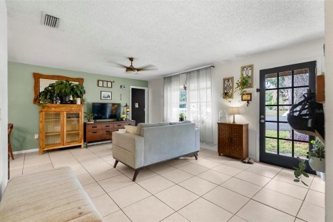 Купить виллу или дом в Ориндж-Сити, Флорида 8 комнат, 125.42м2, № 1757551 - фото 6