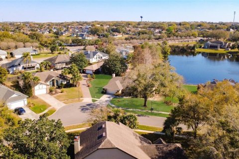 Casa en venta en Orlando, Florida, 4 dormitorios, 210.24 m2 № 2106068 - foto 5