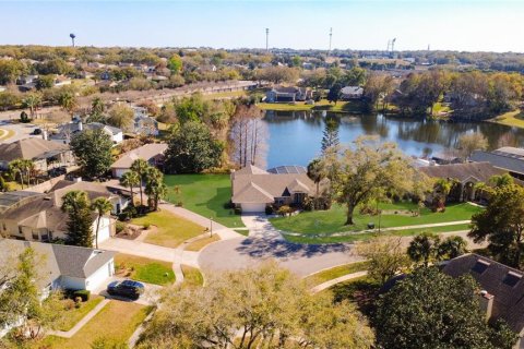 Casa en venta en Orlando, Florida, 4 dormitorios, 210.24 m2 № 2106068 - foto 4