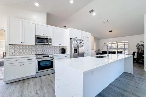 Casa en venta en Orlando, Florida, 4 dormitorios, 210.24 m2 № 2106068 - foto 30