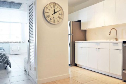 Condo in Miami Beach, Florida  № 1961063 - photo 6