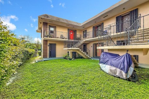 Apartamento en alquiler en North Miami Beach, Florida, 1 dormitorio, 654.12 m2 № 1991049 - foto 12