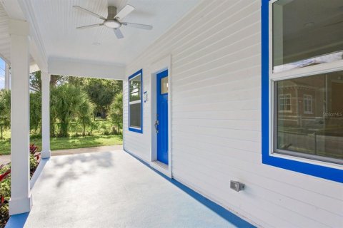 Villa ou maison à vendre à Tarpon Springs, Floride: 2 chambres, 96.25 m2 № 2351465 - photo 5