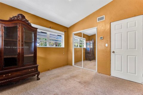 House in Davie, Florida 2 bedrooms, 85.19 sq.m. № 1708403 - photo 17