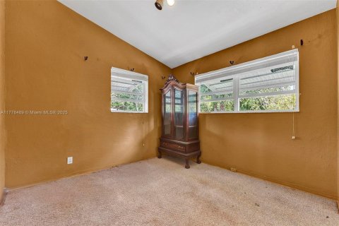 House in Davie, Florida 2 bedrooms, 85.19 sq.m. № 1708403 - photo 19